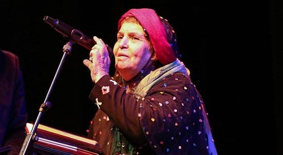 مادر لالایی خوان ایل درگذشت. مادر لالایی خوان ایل درگذشت.