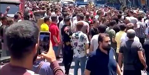 تجمع اعتراضی بازاریان پایتخت به طرح پیشنهادی وزارت اقتصاد برای مالیات